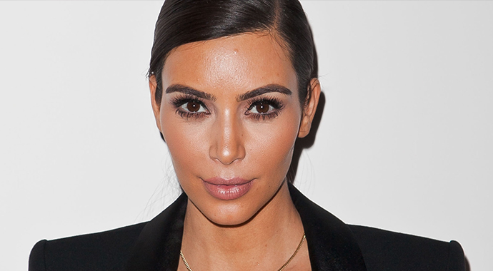 Kim Kardashian'a benzemek için 150 bin dolar harcadı