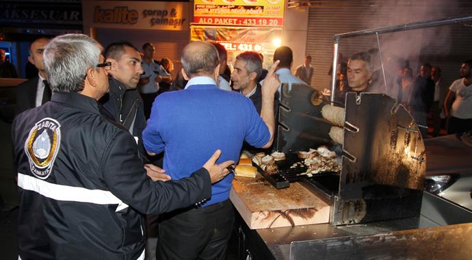 Ankara'da kokoreç operasyonu