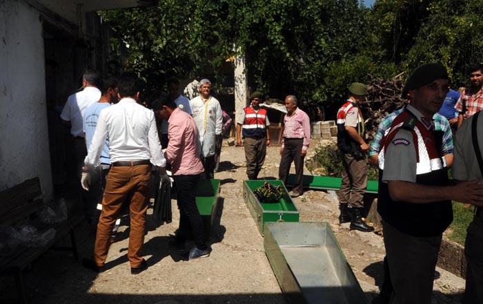 Antalya'da kan donduran vahşet! Önce hamile ablasını sonrada...