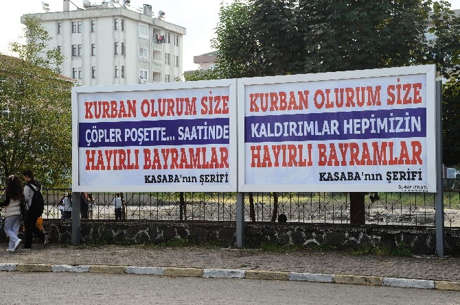 Belediye Başkanı Kurban Bayramı öncesi öyle bir afiş astırdı ki!
