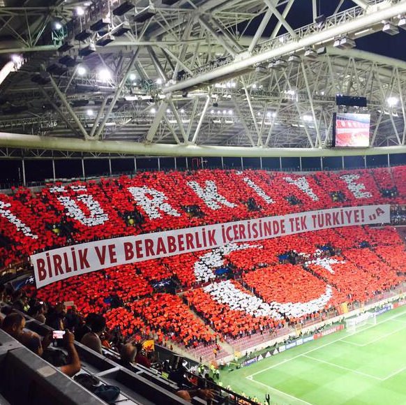 Arena'da muhteşem koreografi!