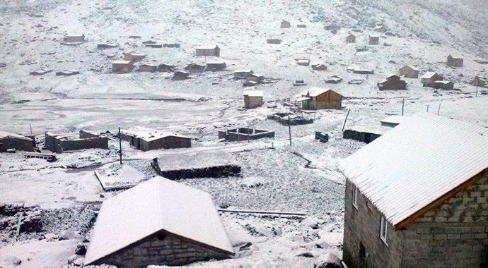 Rize'de haziran karı