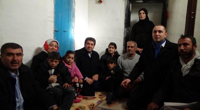 Tabutun içinde ölü numarası yaparak hayatta kaldılar