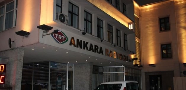 TRT radyo çalışanı odasında ölü bulundu