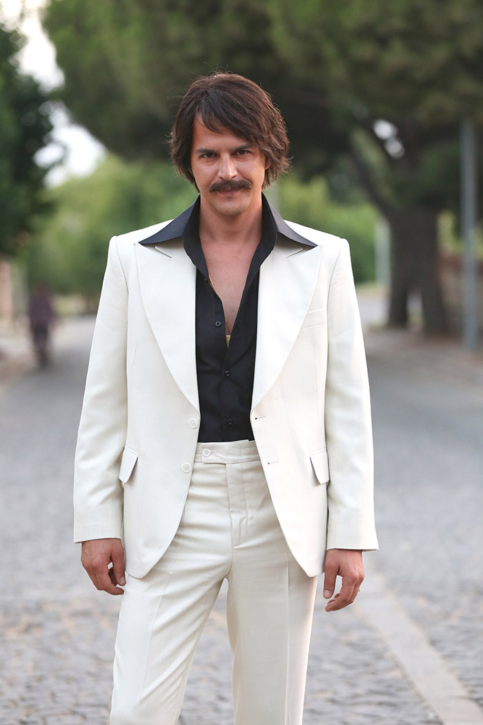 Mehmet Günsür'un yeni imajı şaşırttı