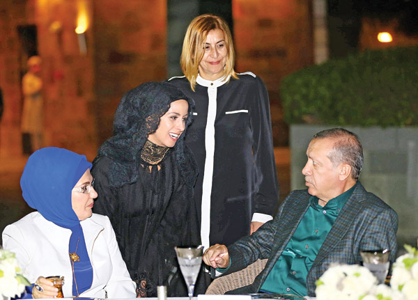 Niran Ünsal: Reklam yapmıyorum hür irademle kapandım