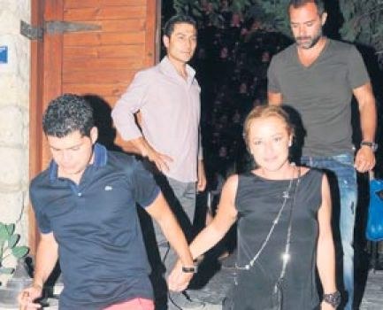 Ünal Aysal'ın damadına dayak!