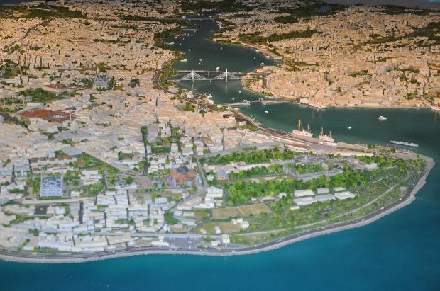 Dev İstanbul maketi Fransa'da tanıtıldı