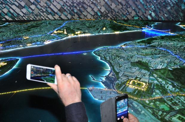 Dev İstanbul maketi Fransa'da tanıtıldı