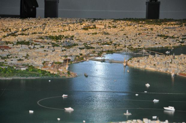 Dev İstanbul maketi Fransa'da tanıtıldı