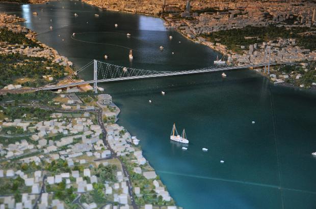 Dev İstanbul maketi Fransa'da tanıtıldı