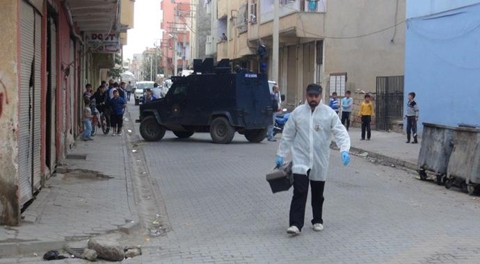 El yapımı bomba çocukların elinde patladı: 4 yaralı