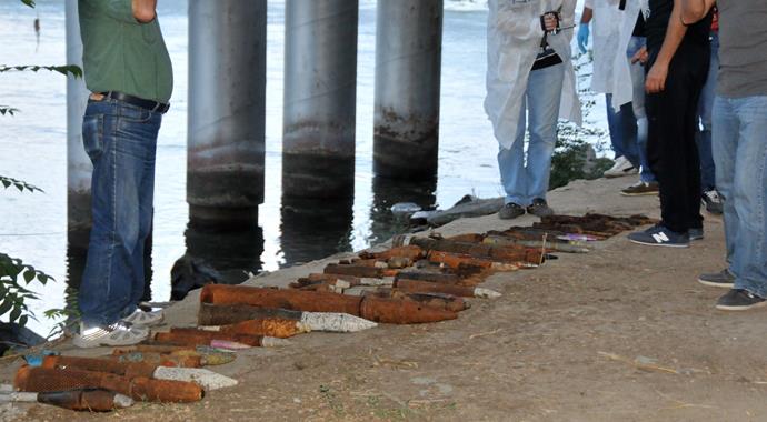 Kızılırmak'ta balık tutarken mühimmat buldu