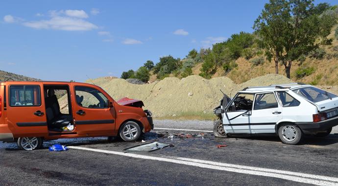 Tatilde 3 günlük bilanço: 44 kazada 38 ölü, 238 yaralı