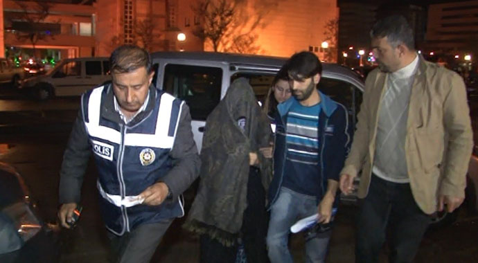 Öz halasının 15 günlük bebeğe yaptığı kan dondurdu!