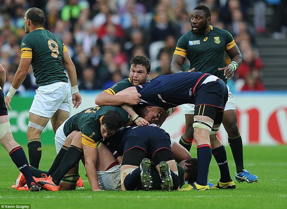 Bir ısırık skandalı daha!