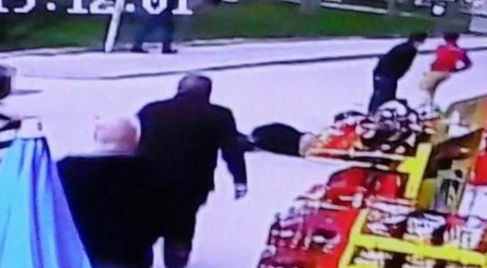 Önce çarptı üstünden geçerek kaçtı!