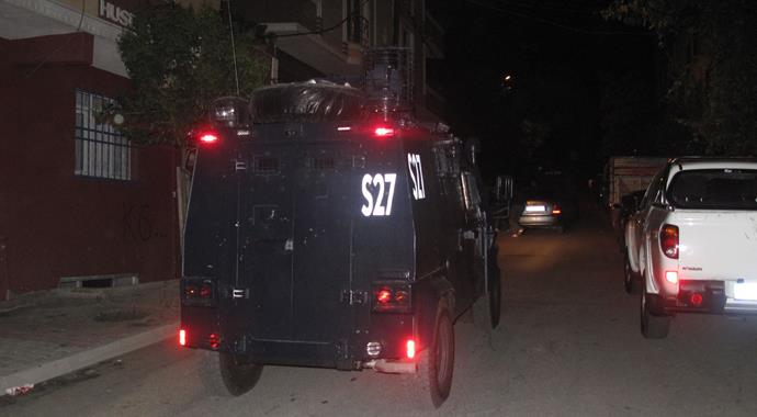 İstanbul'da eş zamanlı terör operasyonları