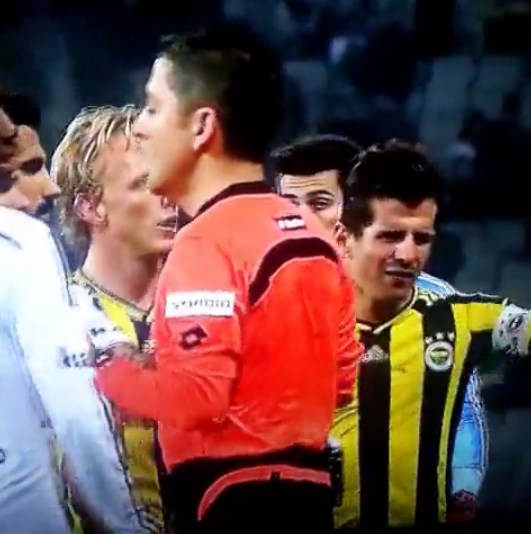 Emre Belözoğlu derbide Bilic'e küfür etti