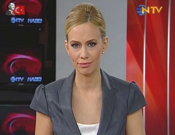 Nur Tuğba Algül NTV'den ayrıldı TV8'e geçti