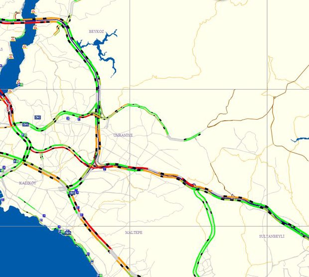 İstanbul'da bu yollar adeta durdu