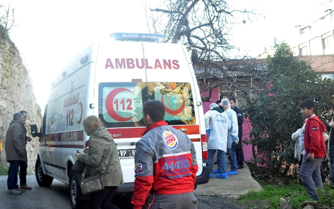 Anne ve oğlu sobadan zehirlendi