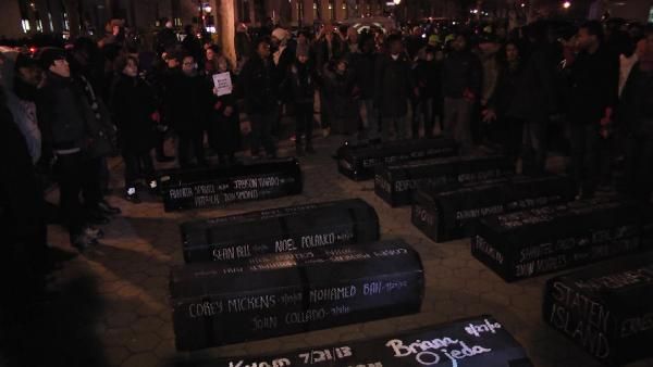 Amerikalılar adalet için New York'u işgal etti