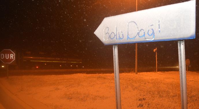 Bolu Dağı'nda kar yağışı başladı
