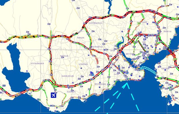İstanbul'da trafik durma noktasına geldi