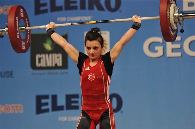 Avrupa'da 1 altın 1 bronz kazandık