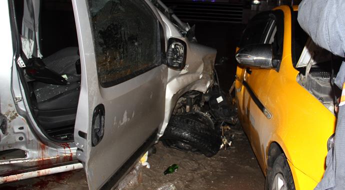 Ankara'da trafik kazası: 1 ölü, 7 yaralı