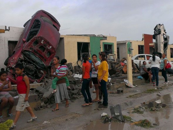 Meksika'yı kasırga vurdu: En az 10 ölü