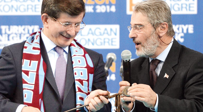 Davutoğlu: Şişli'yi idare edemeyen ülkeyi nasıl yönetecek!