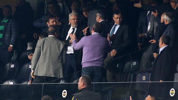 Fenerbahçeli taraftarlar gözaltına alındı!