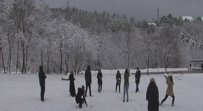 18 Şubat okullar yarın tatil mi? İstanbul'da okullar tatil mi, vali açıkladı