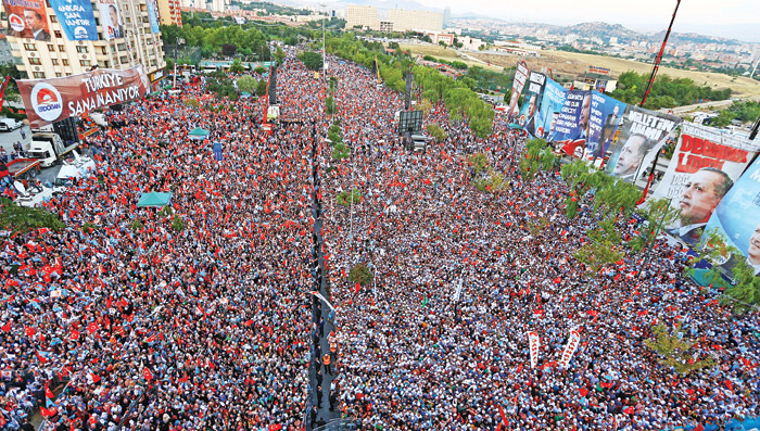 Erdoğan meydan okudu: 'Pusuya yatanları yine üzeceğiz'