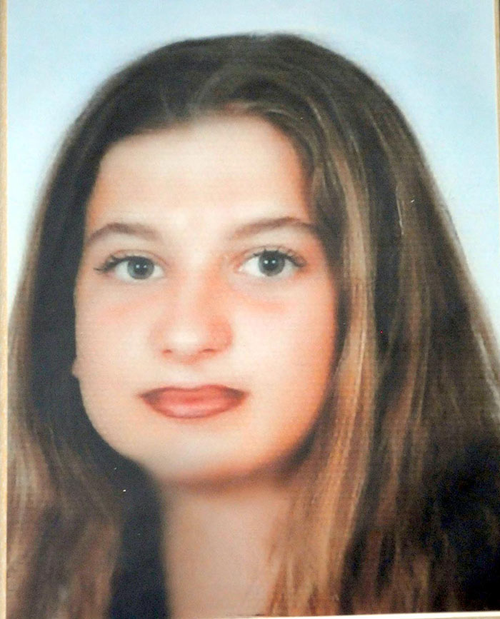 Balkonda çamaşır asıyordu, maganda kurşunu öldrüdü