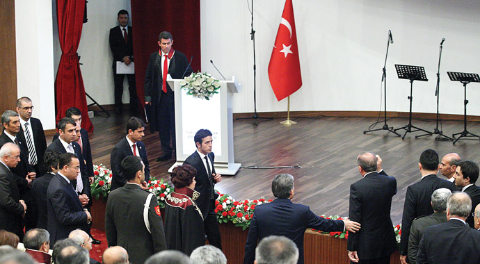 Feyzioğlu'nun kürsüde 1 saat siyaset yapması Erdoğan'ı kızdırdı