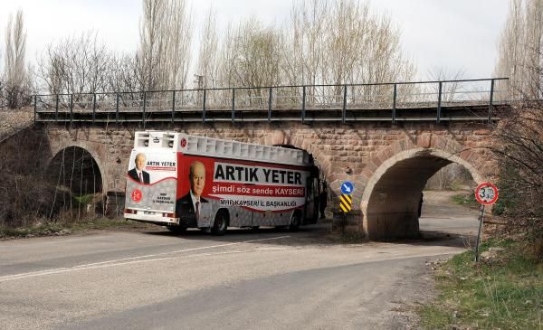MHP otobüsünün fotoğrafı Twitter'ı salladı