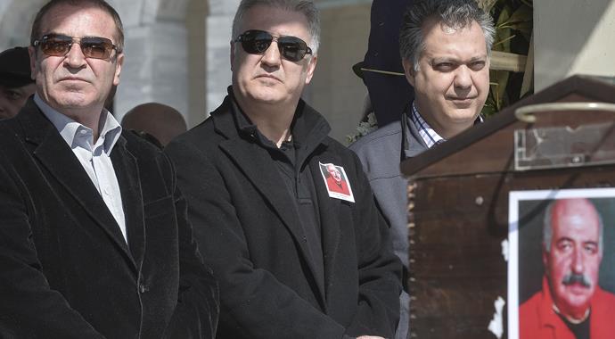 Tamer Karadağlı'nın babası defnedildi