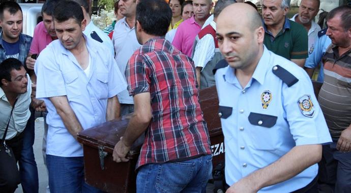 İzmir'de evlat dehşeti!