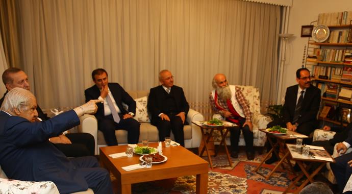 Cumhurbaşkanı Erdoğan'dan, Nuri Pakdil'e ev ziyareti