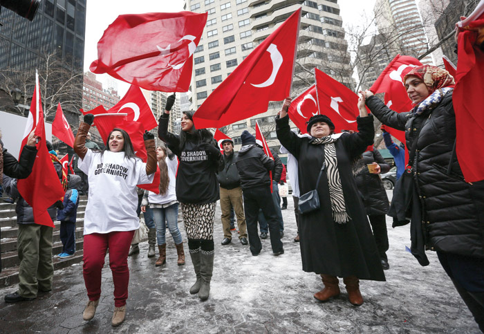 'Topyekün mücadele sonuç verdi, paralelin belini kırdık'