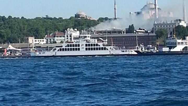 Sirkeci Garı'nda yangın!