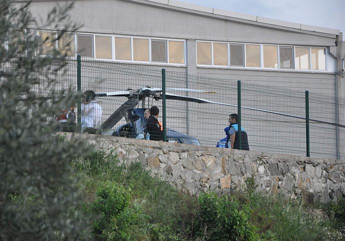 Ünlü iş adamı Ahmet Nazif Zorlu'yu taşıyan helikopter sert iniş yaptı