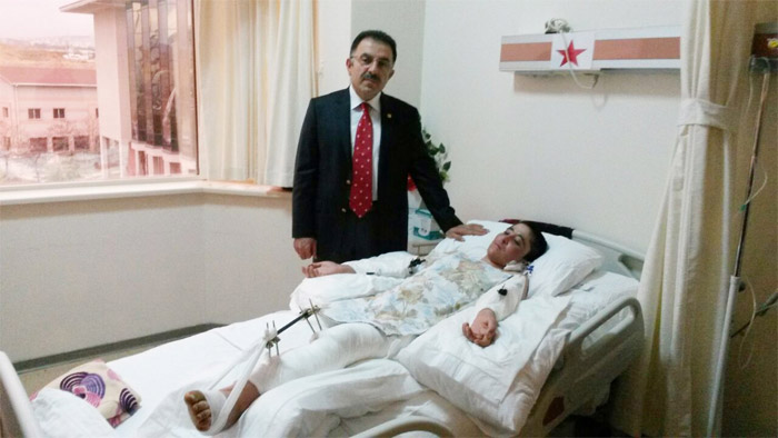 Öfkeli koca, eşini çocuklarının gözü önünde pompalı tüfekle vurdu