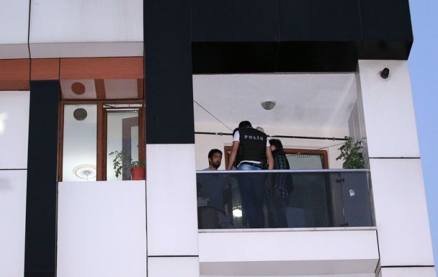 İstanbul'da gizemli operasyon: 2 gözaltı