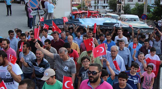 Göynük'te binler şehidimiz için yürüdü