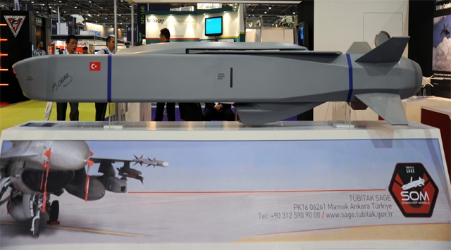 F-35 Türk füzesi SOM'la vuracak