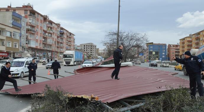 Bursa'da lodos dehşeti: 2 yaralı